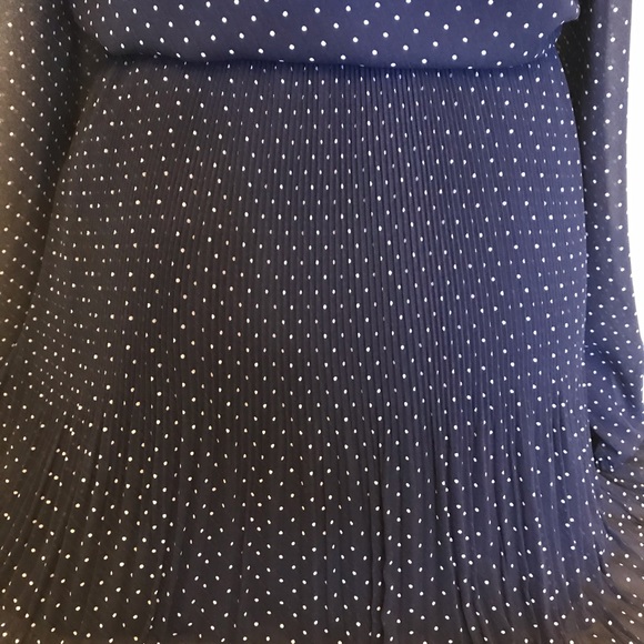 🌹Host Pick🌷Michael Kors Navy Polka Dot Dress - Picture 6 of 9